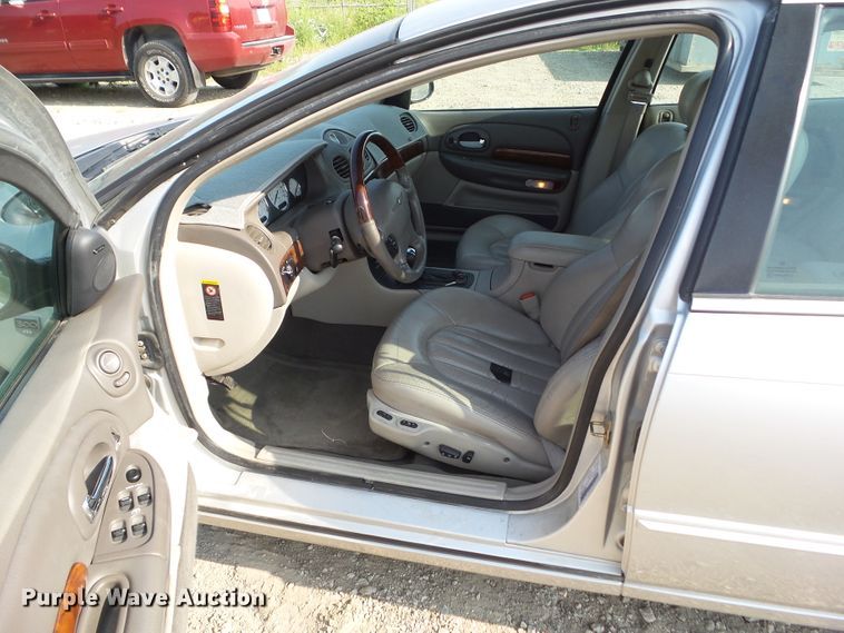 image for item HF9929 2001 Chrysler 300M