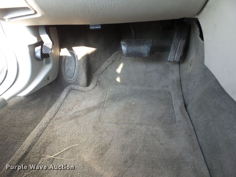 image for item HF9929 2001 Chrysler 300M