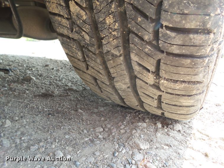 image for item HF9929 2001 Chrysler 300M