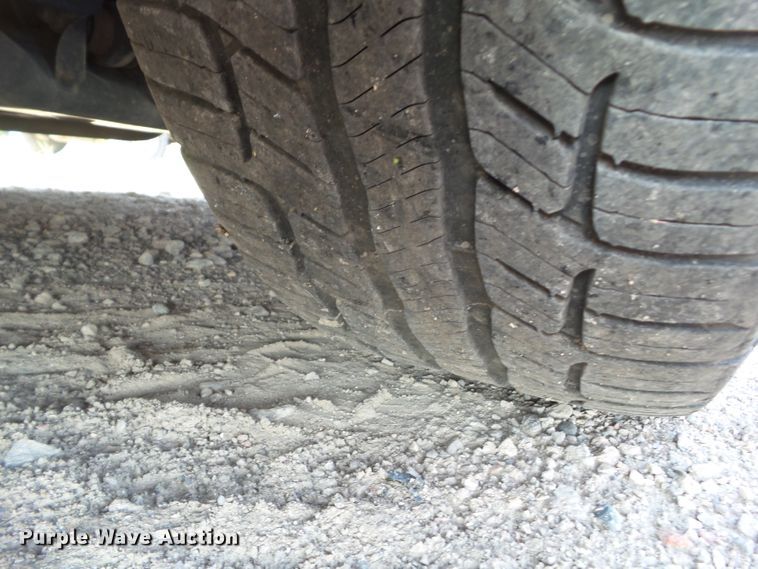 image for item HF9929 2001 Chrysler 300M