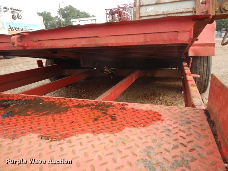 image for item HI9921 2003 DCT T2012  tilt deck equipment trailer
