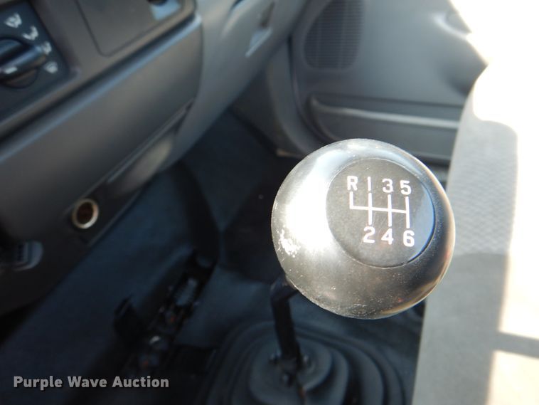 image for item HT9380 2002 Ford F650 Super Duty  truck cab and chassis