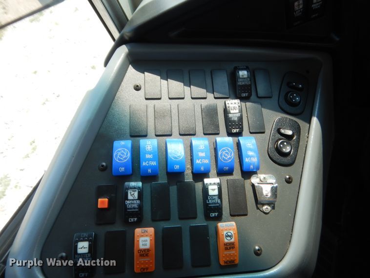 image for item HT9385 2011 International 3000CE  school bus