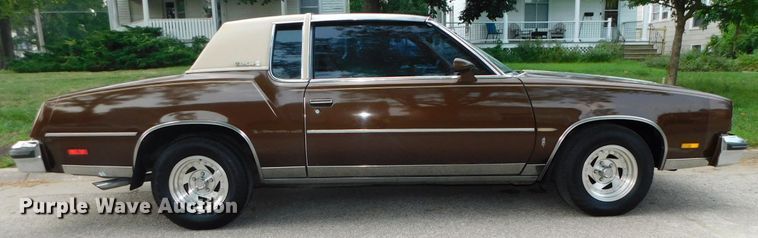 image for item HX9448 1979 Oldsmobile Cutlass Supreme Brougham