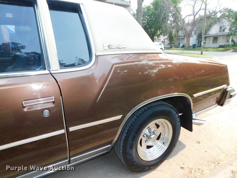 image for item HX9448 1979 Oldsmobile Cutlass Supreme Brougham