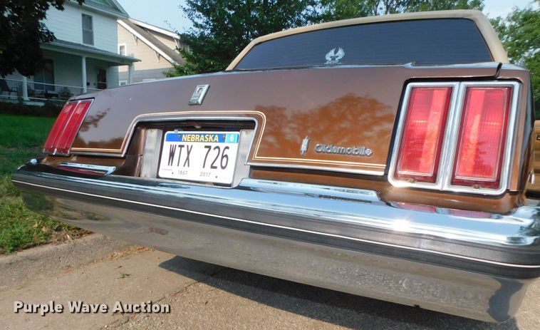 image for item HX9448 1979 Oldsmobile Cutlass Supreme Brougham