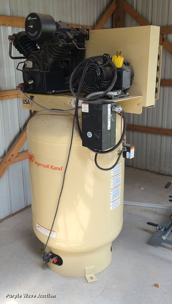 image for item IC9873 2019 Ingersoll Rand 2545K10-P  air compressor