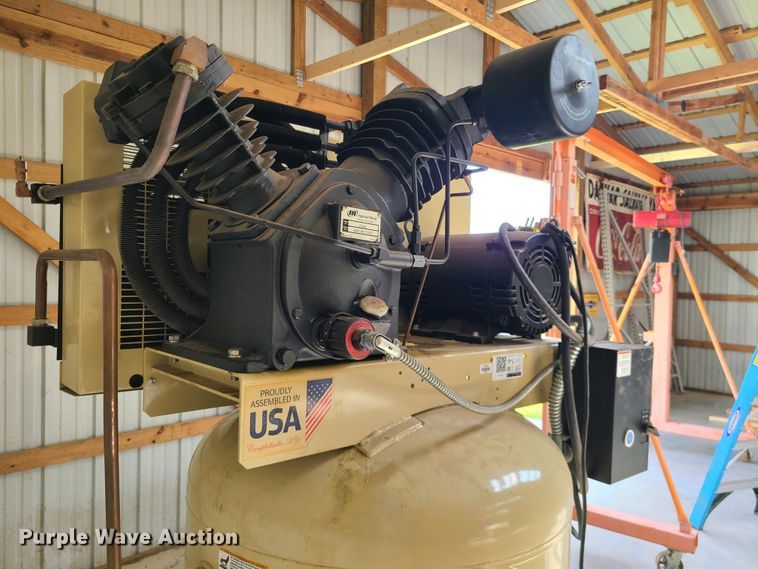 image for item IC9873 2019 Ingersoll Rand 2545K10-P  air compressor