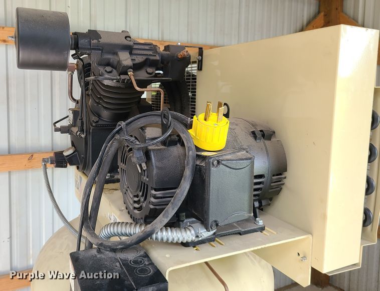image for item IC9873 2019 Ingersoll Rand 2545K10-P  air compressor
