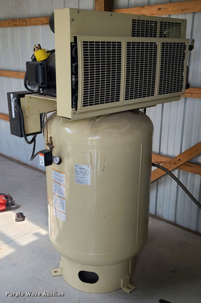 image for item IC9873 2019 Ingersoll Rand 2545K10-P  air compressor