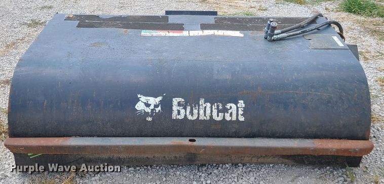 image for item IC9874 Bobcat  72" skid steer broom