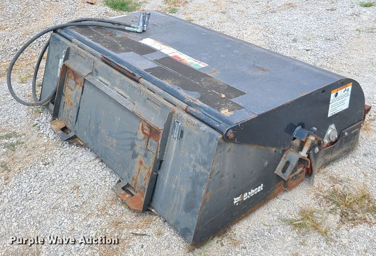 image for item IC9874 Bobcat  72" skid steer broom