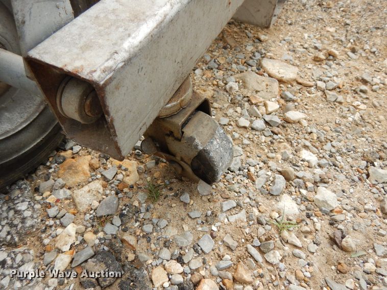 image for item II9675 Genie SL-13  lift