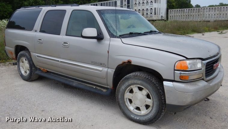 image for item II9691 2005 GMC Yukon XL  SUV