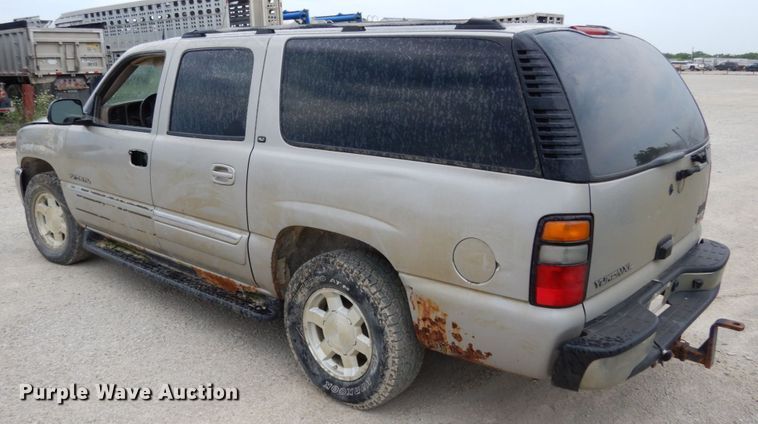 image for item II9691 2005 GMC Yukon XL  SUV