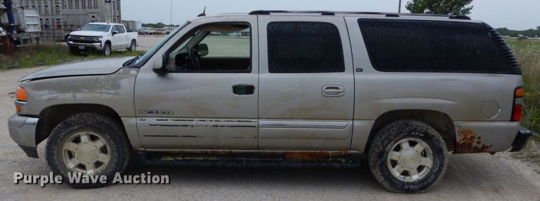 image for item II9691 2005 GMC Yukon XL  SUV