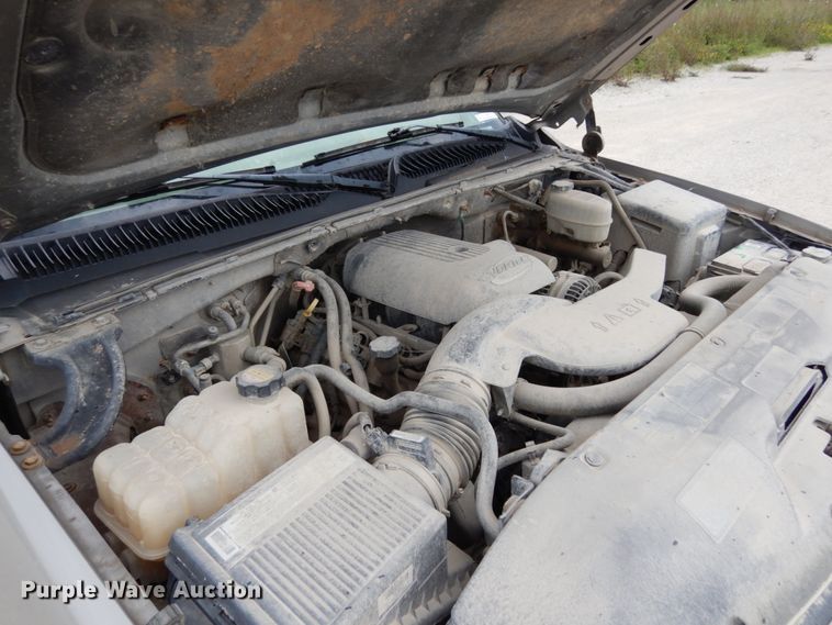 image for item II9691 2005 GMC Yukon XL  SUV