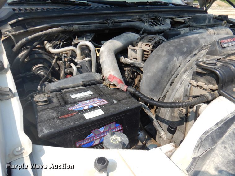 image for item IL9928 2007 Ford F450 Super Duty  flatbed truck