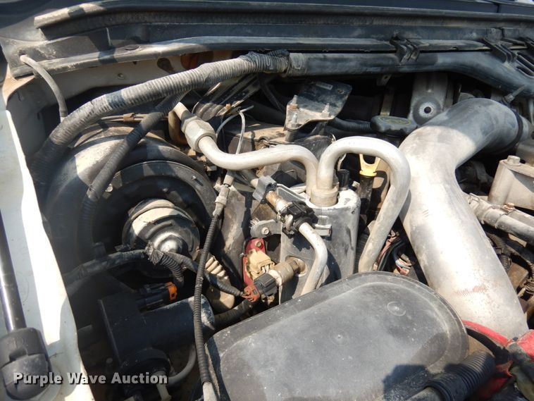 image for item IL9928 2007 Ford F450 Super Duty  flatbed truck