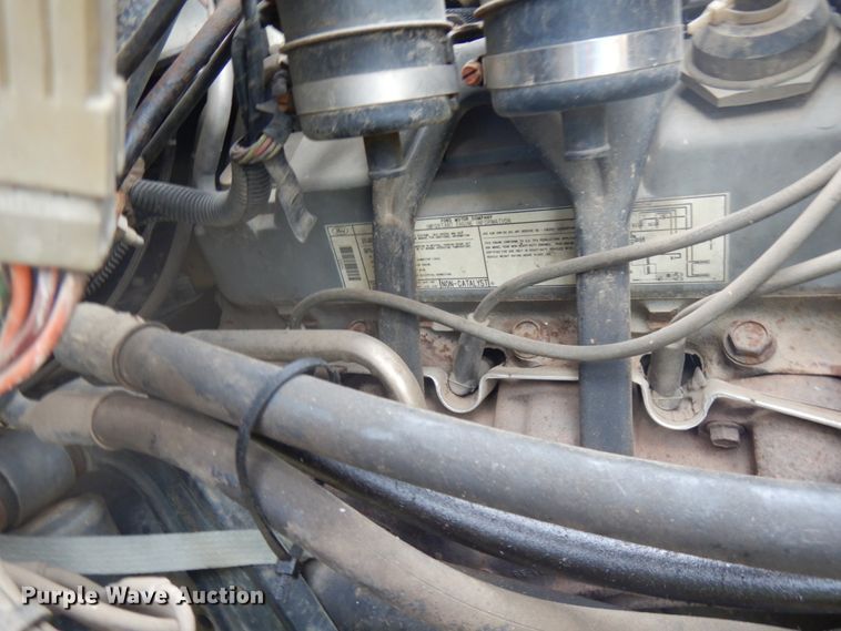 image for item IL9929 1991 Ford F700  dump truck