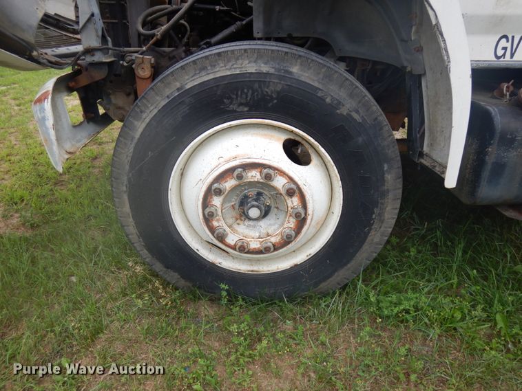 image for item IL9929 1991 Ford F700  dump truck