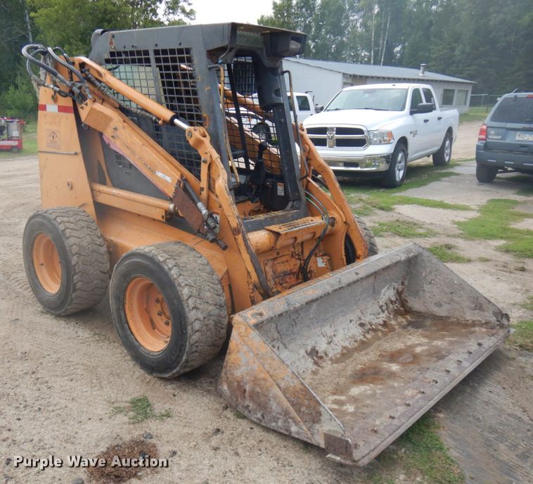 image for item IL9930 2002 Case 90XT  skid steer loader
