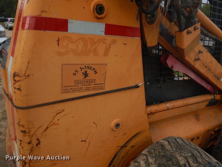 image for item IL9930 2002 Case 90XT  skid steer loader