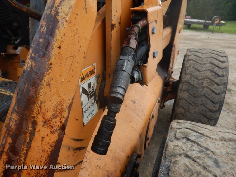 image for item IL9930 2002 Case 90XT  skid steer loader