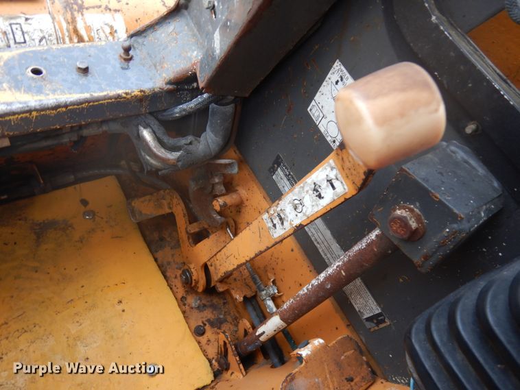 image for item IL9930 2002 Case 90XT  skid steer loader