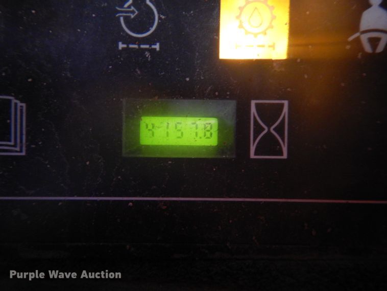 image for item IL9930 2002 Case 90XT  skid steer loader