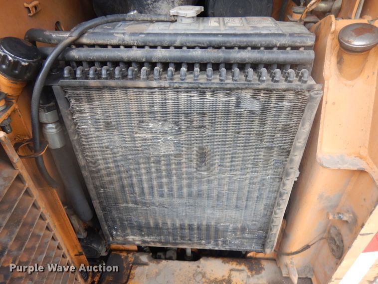 image for item IL9930 2002 Case 90XT  skid steer loader