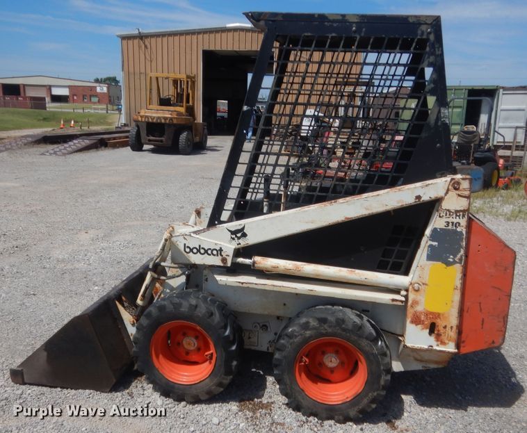 image for item IN9502 1981 Bobcat 310  skid steer loader