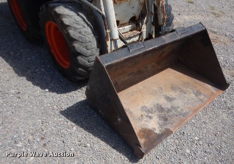 image for item IN9502 1981 Bobcat 310  skid steer loader