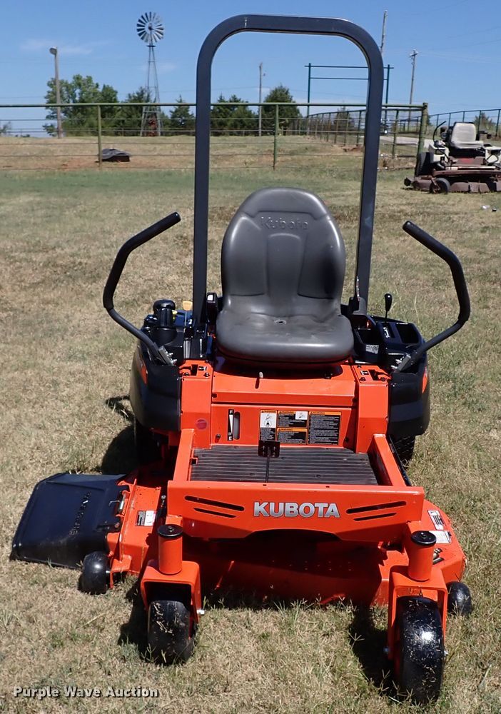 image for item IN9566 Kubota Z122R  ZTR lawn mower