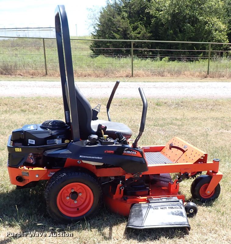 image for item IN9566 Kubota Z122R  ZTR lawn mower