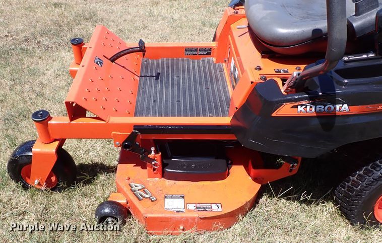 image for item IN9566 Kubota Z122R  ZTR lawn mower
