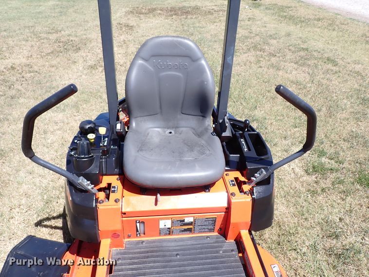image for item IN9566 Kubota Z122R  ZTR lawn mower