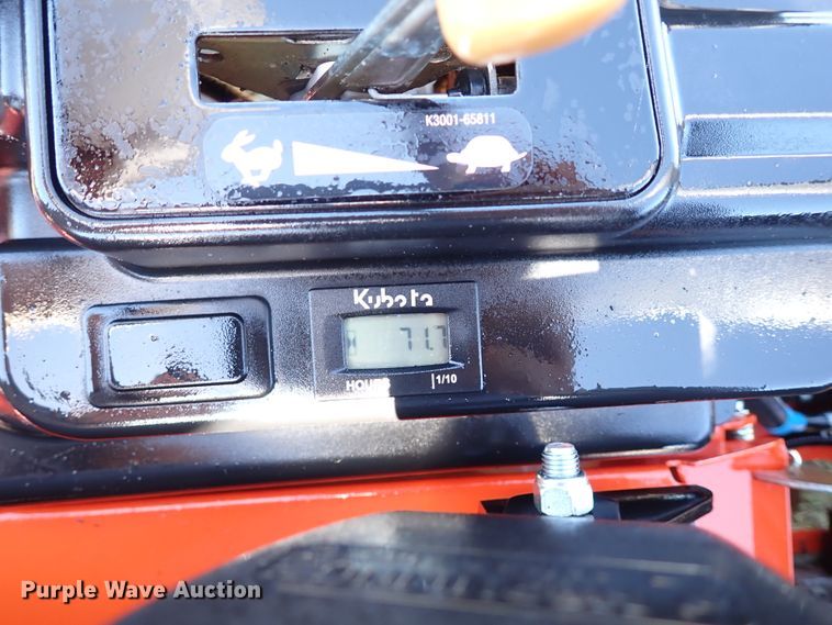 image for item IN9566 Kubota Z122R  ZTR lawn mower