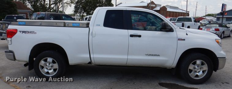 image for item IN9804 2013 Toyota Tundra  Double Cab pickup truck