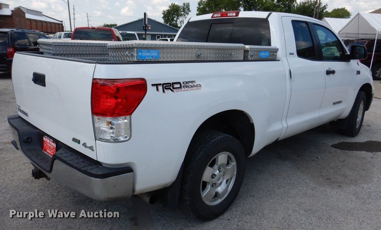 image for item IN9804 2013 Toyota Tundra  Double Cab pickup truck