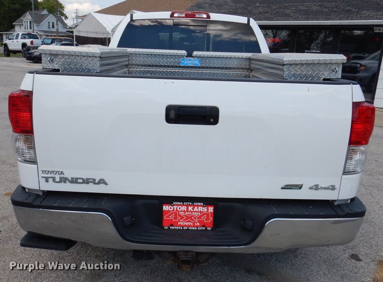 image for item IN9804 2013 Toyota Tundra  Double Cab pickup truck