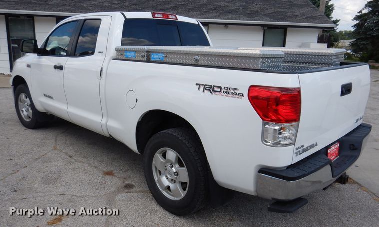 image for item IN9804 2013 Toyota Tundra  Double Cab pickup truck