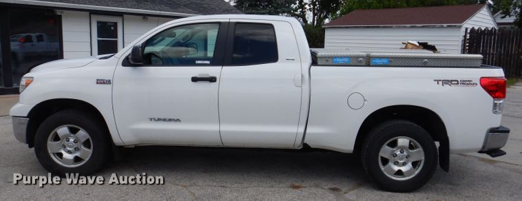 image for item IN9804 2013 Toyota Tundra  Double Cab pickup truck