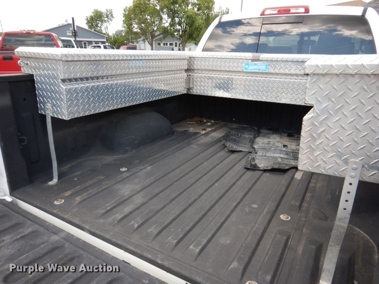 image for item IN9804 2013 Toyota Tundra  Double Cab pickup truck