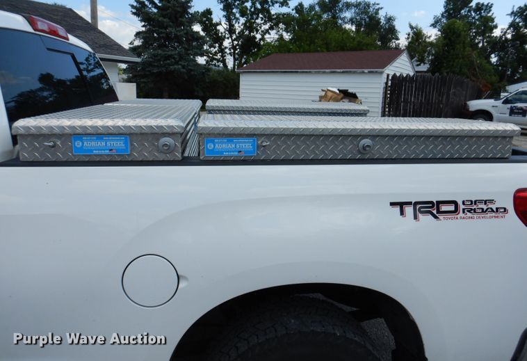 image for item IN9804 2013 Toyota Tundra  Double Cab pickup truck