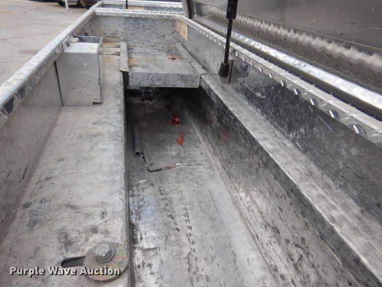 image for item IN9804 2013 Toyota Tundra  Double Cab pickup truck