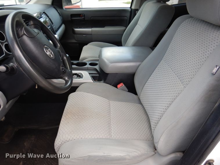 image for item IN9804 2013 Toyota Tundra  Double Cab pickup truck