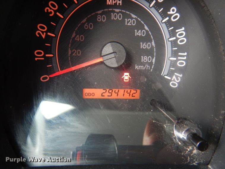 image for item IN9804 2013 Toyota Tundra  Double Cab pickup truck