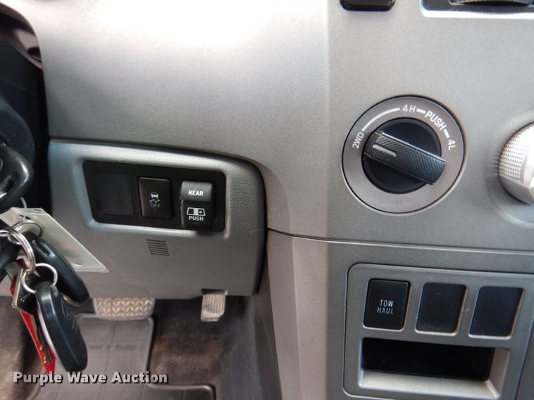 image for item IN9804 2013 Toyota Tundra  Double Cab pickup truck