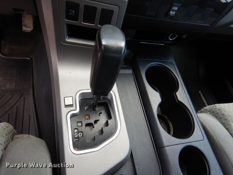 image for item IN9804 2013 Toyota Tundra  Double Cab pickup truck